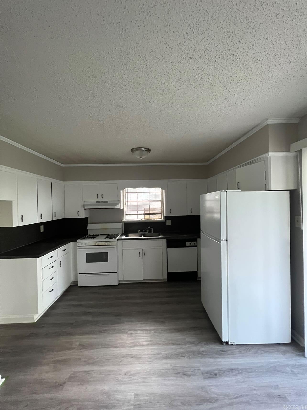 Park Ridge - Residential Lease