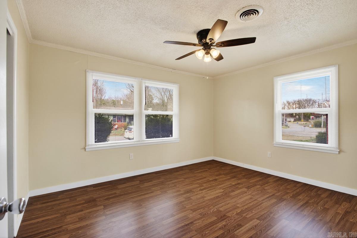 VALLEY VIEW - Residential