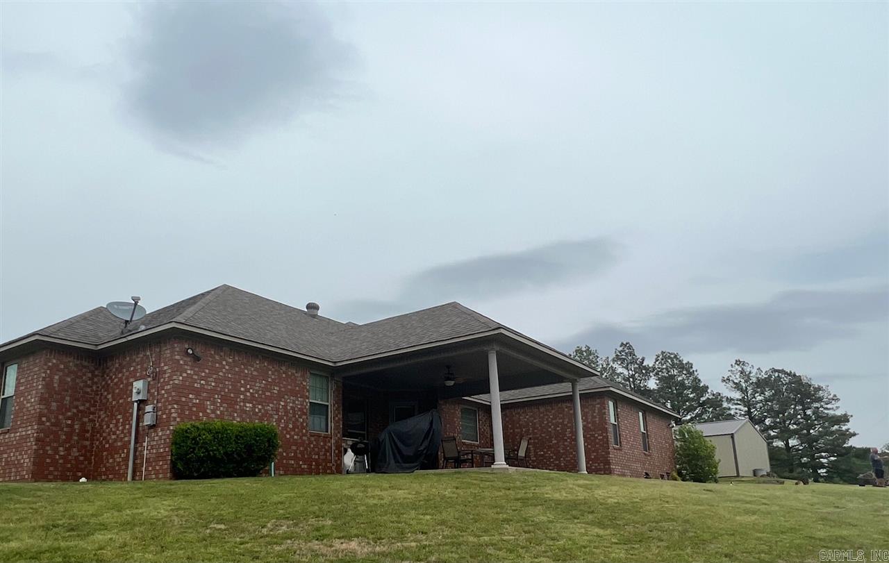 MOORE ESTATES - Residential