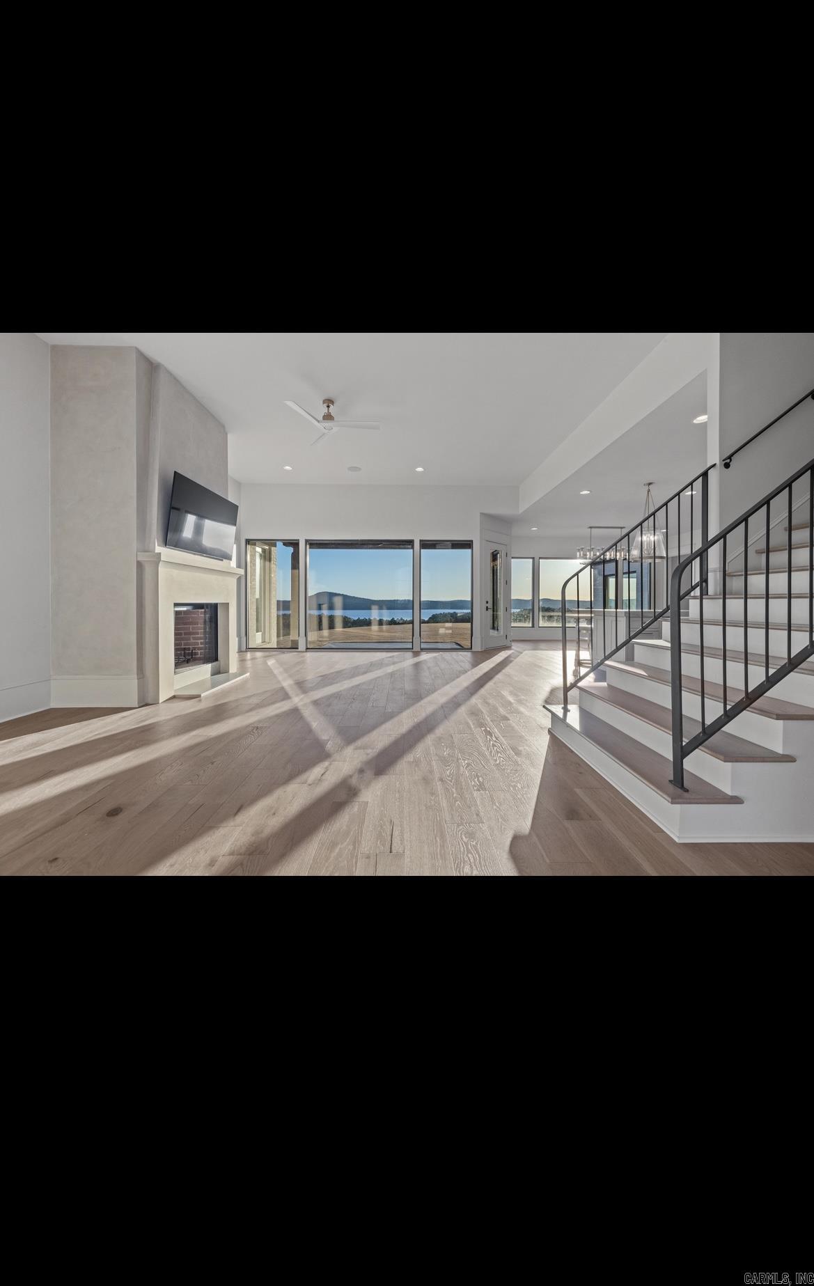 WATERVIEW ESTATES - Residential