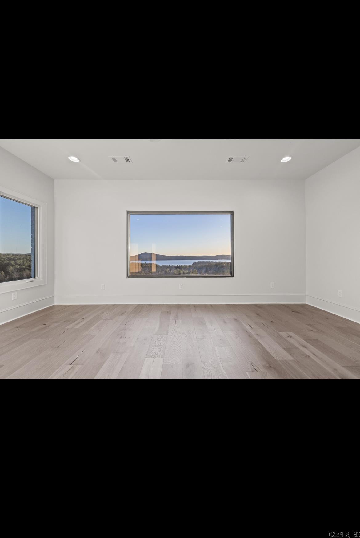 WATERVIEW ESTATES - Residential