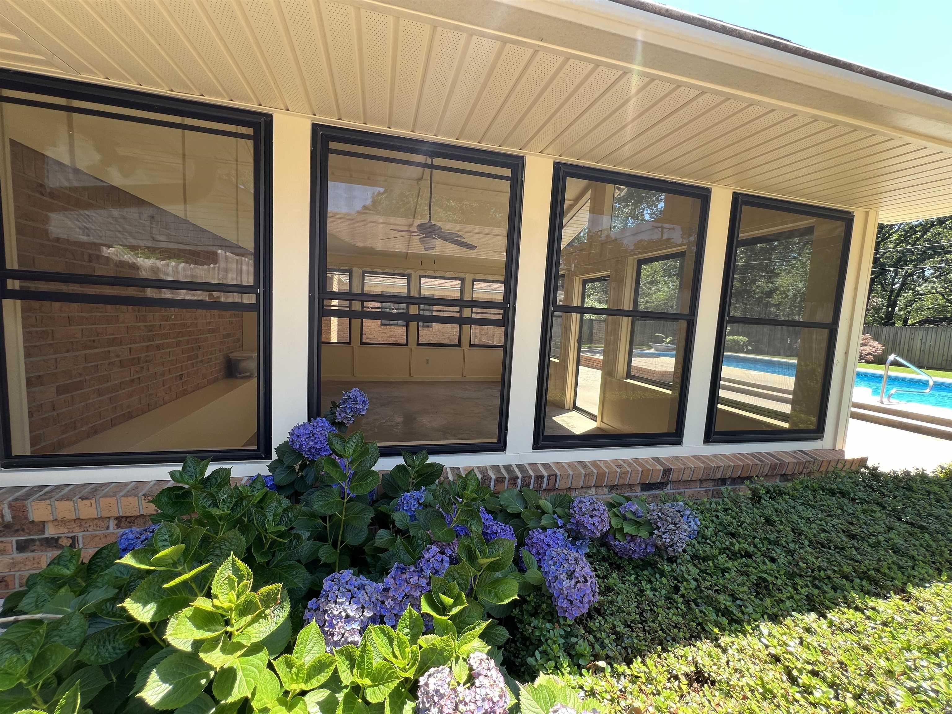 OAKBROOKE - Residential