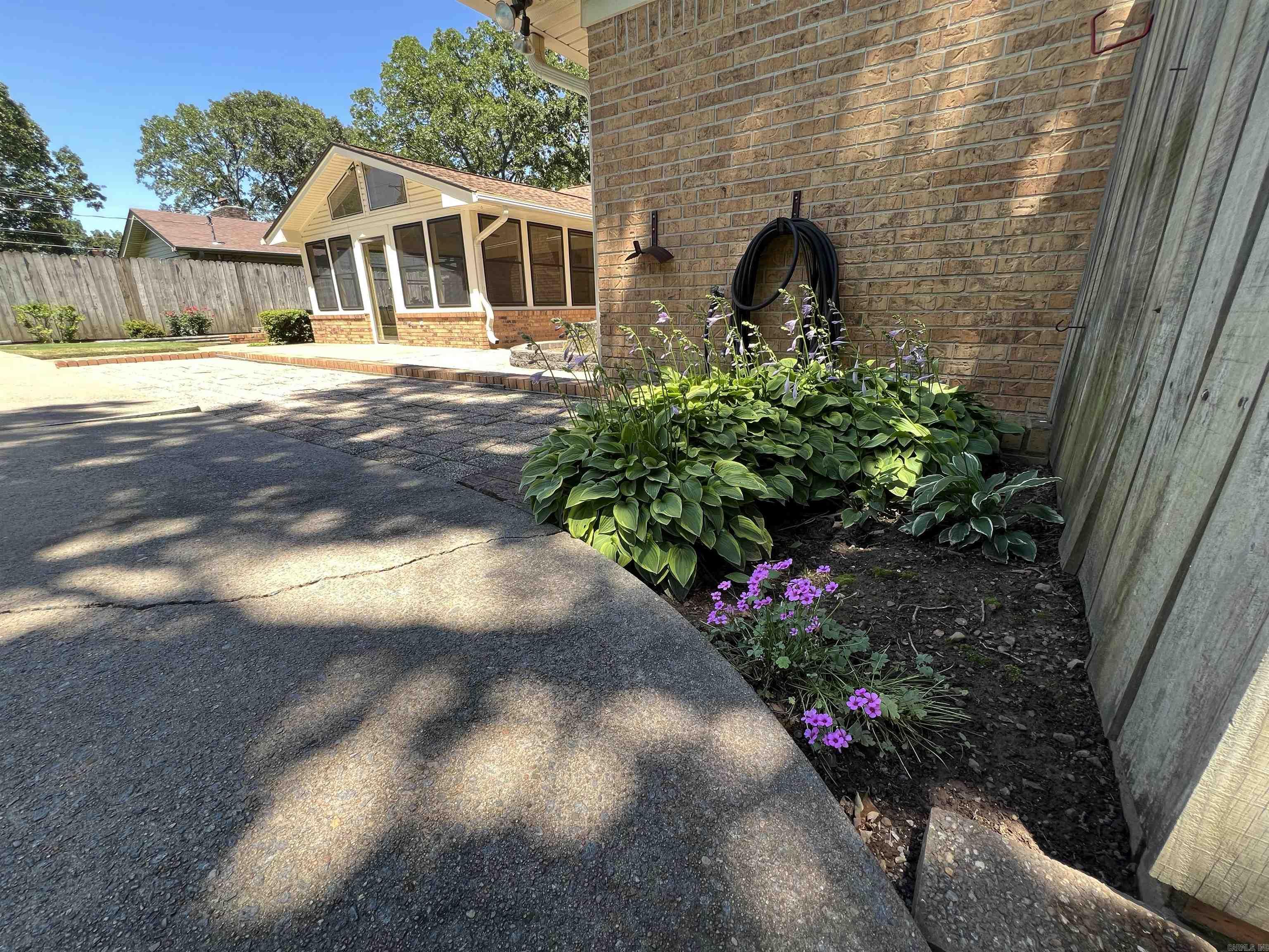 OAKBROOKE - Residential