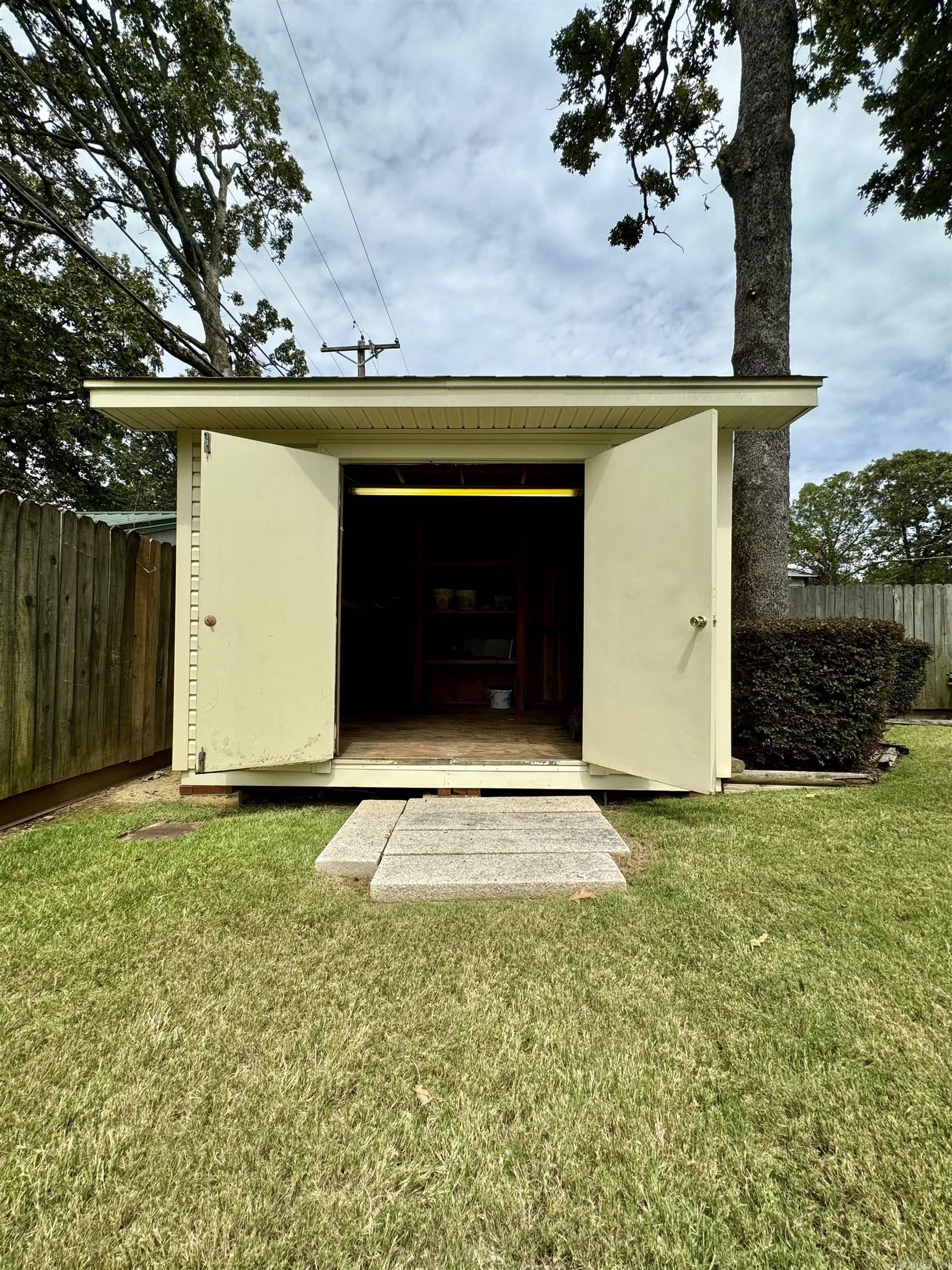 OAKBROOKE - Residential