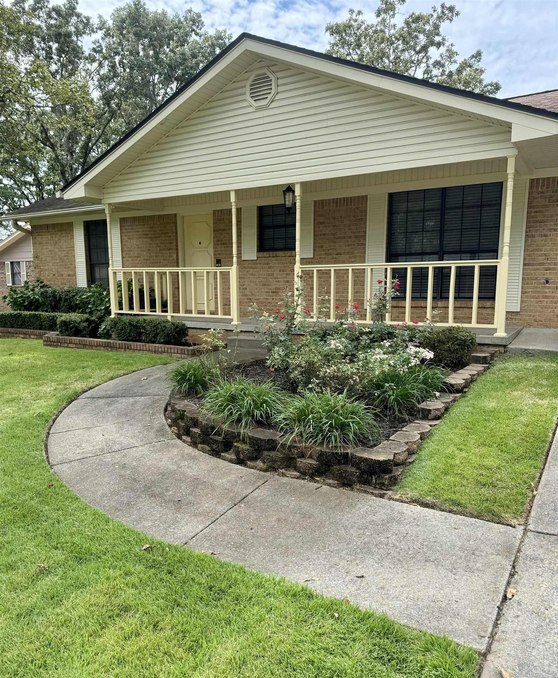 OAKBROOKE - Residential