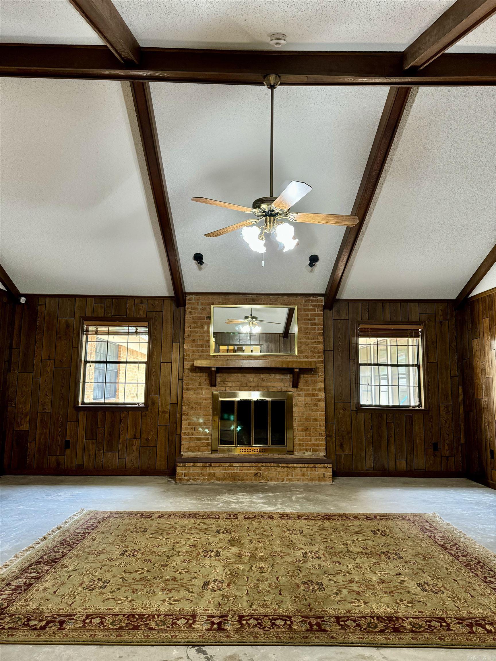 OAKBROOKE - Residential