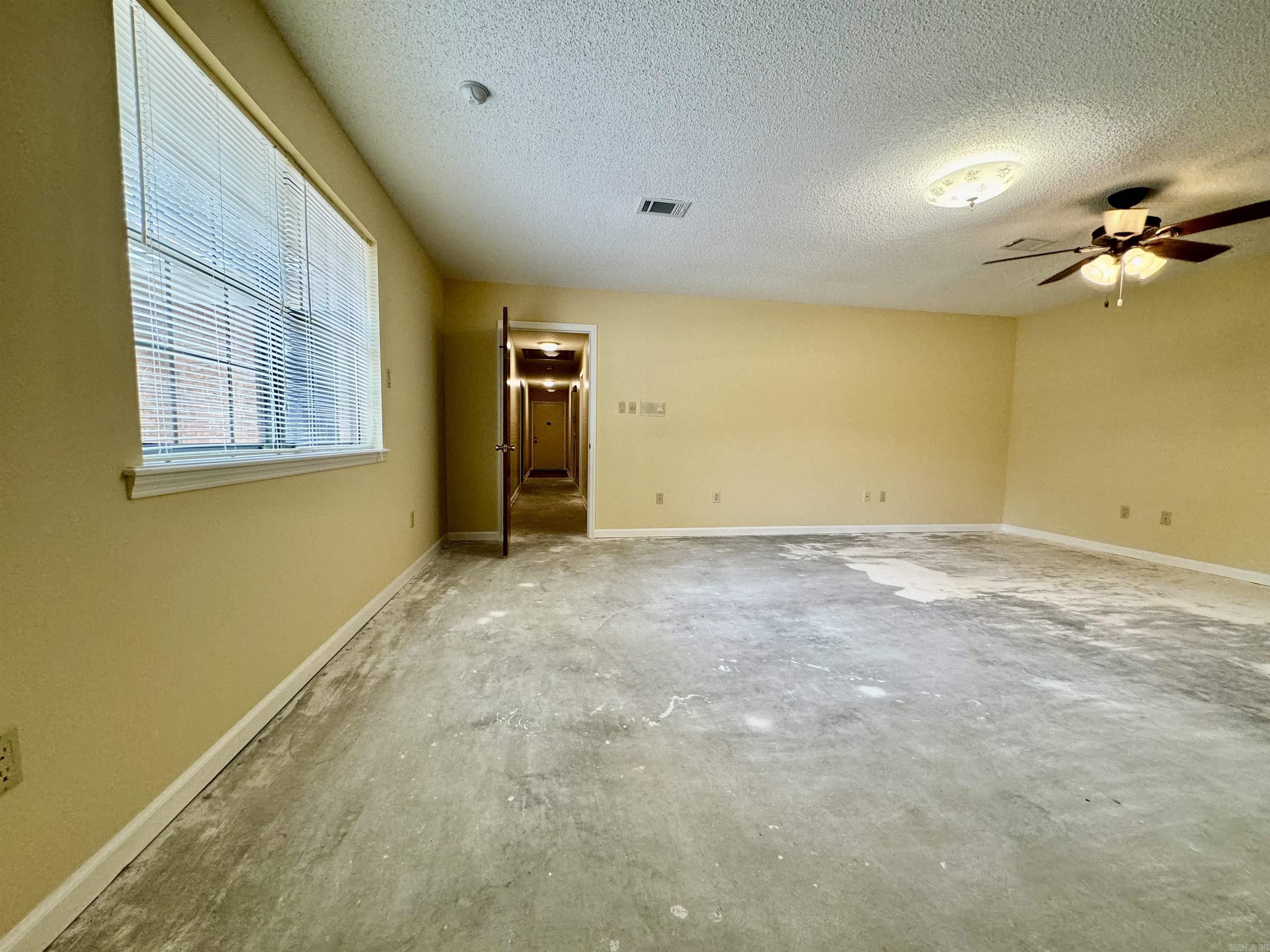 OAKBROOKE - Residential