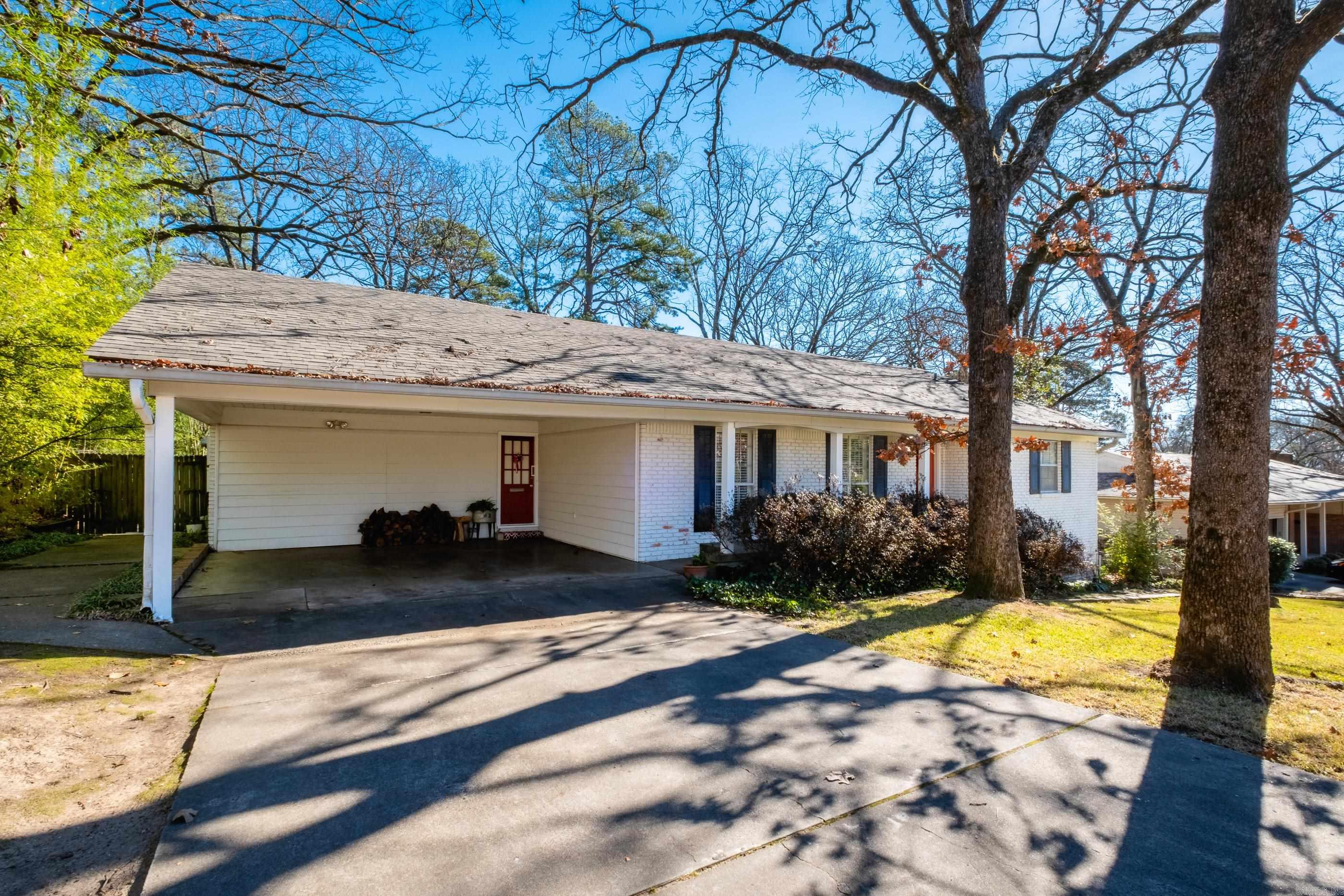 Mcintosh 2nd - Residential