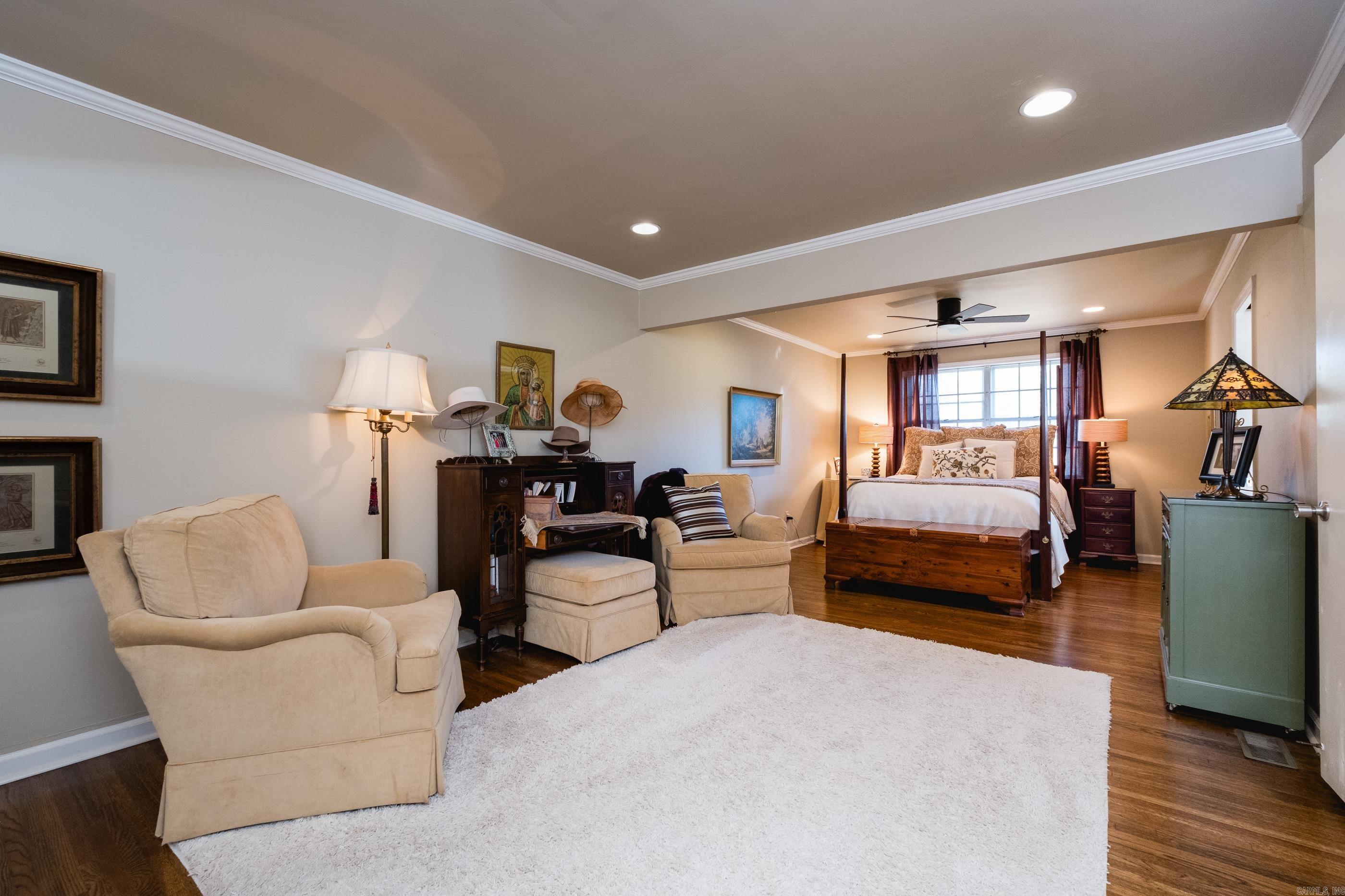 Mcintosh 2nd - Residential