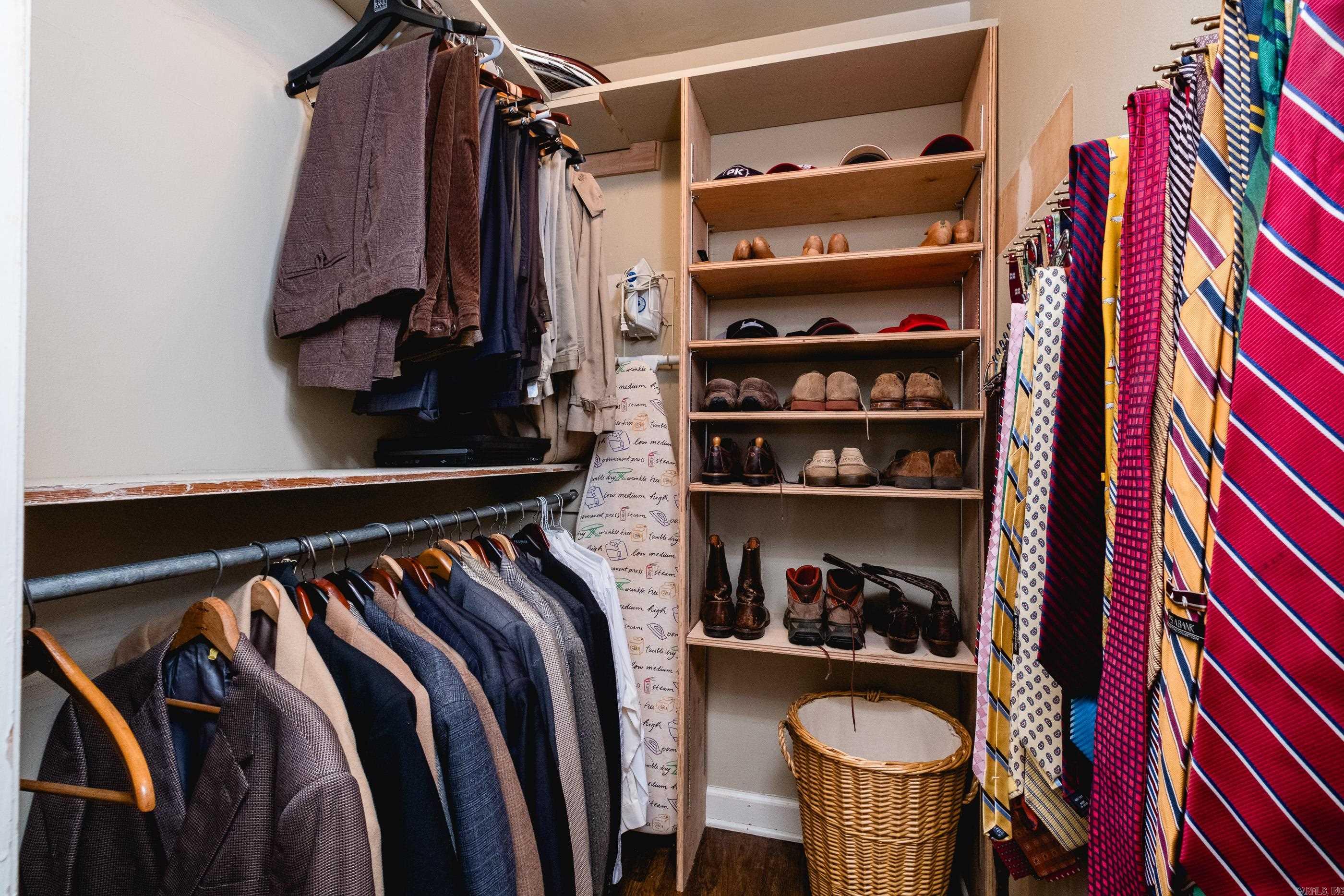 Mcintosh 2nd - Residential