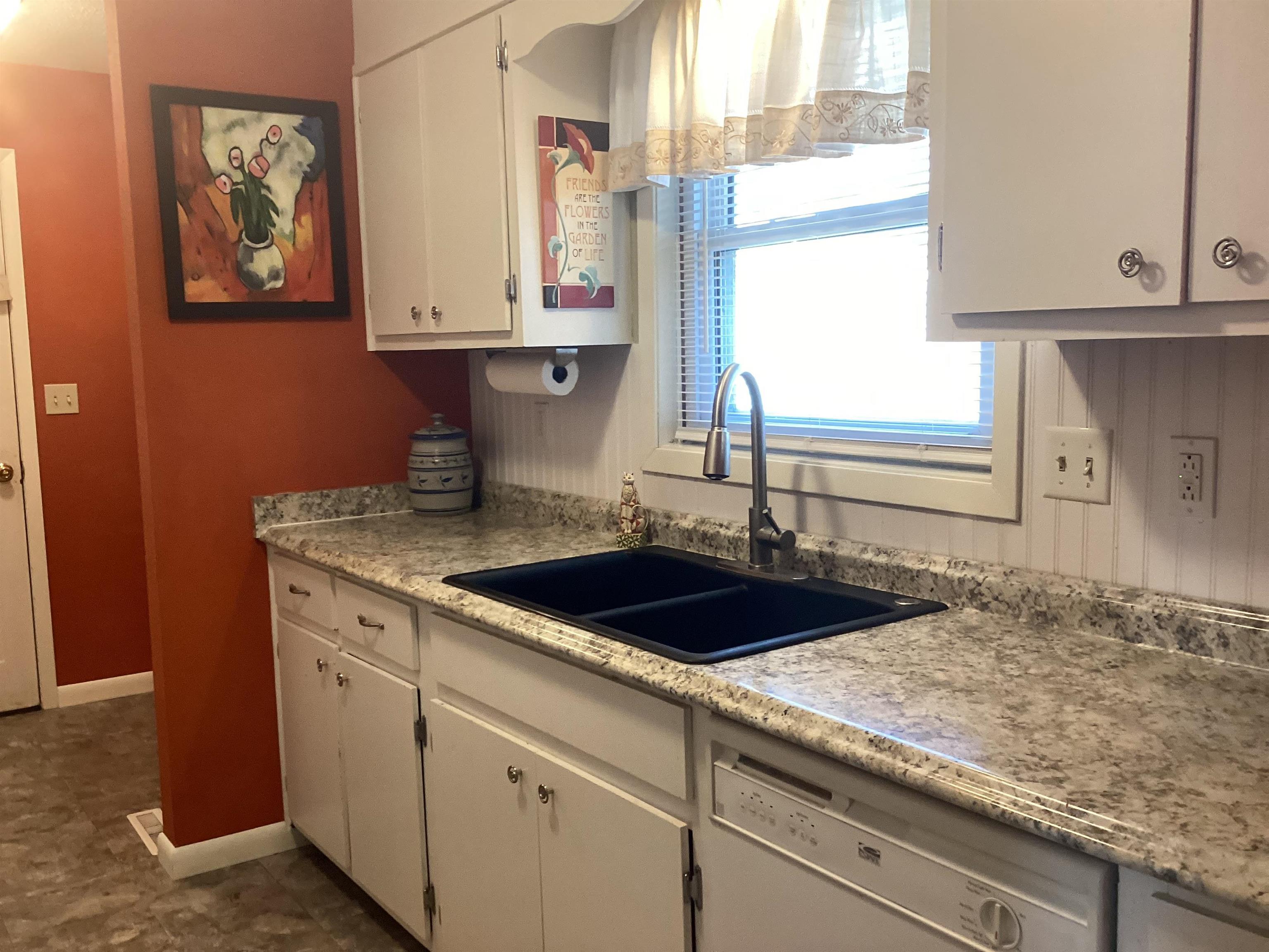 KIMA THIRD - Residential