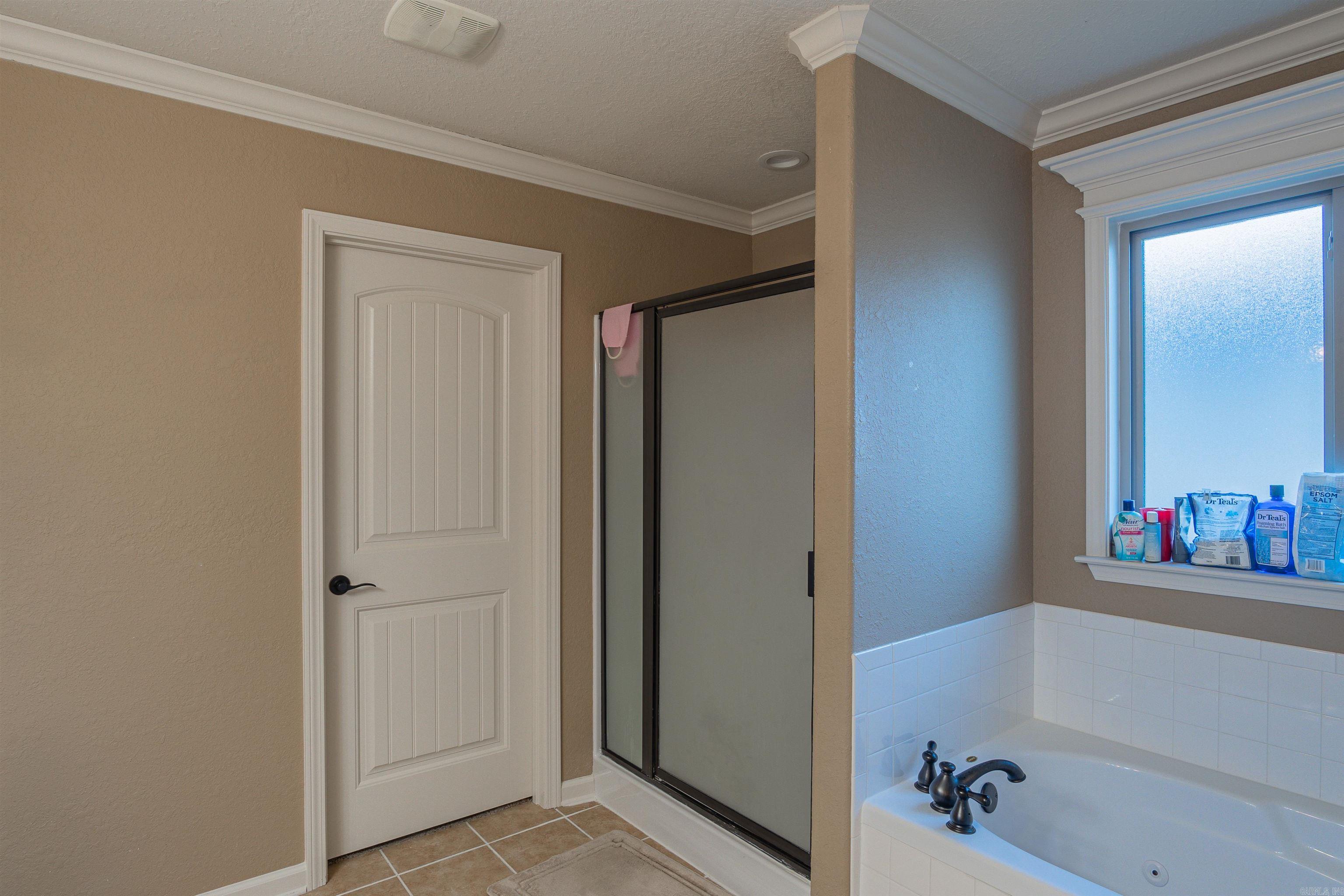 JAXON TERRACE - Residential