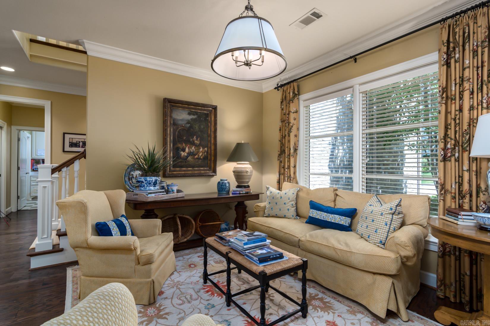 HICKORY POINTE ADDN - Residential