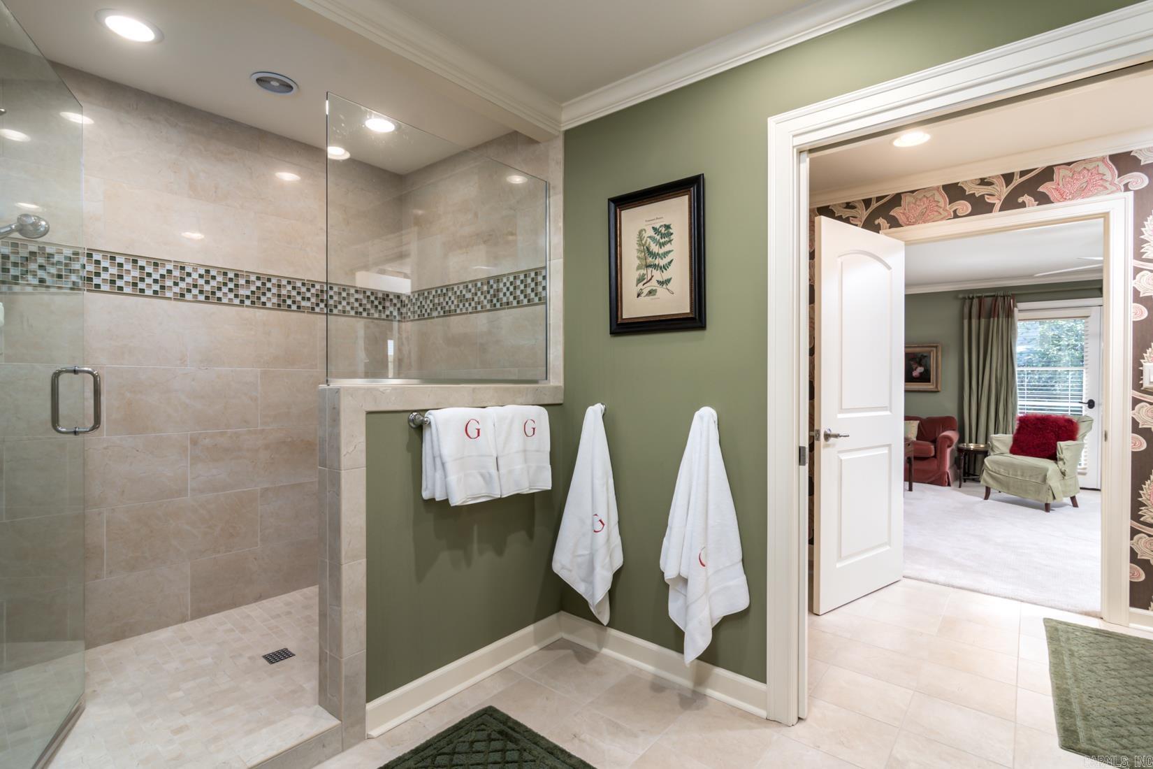 HICKORY POINTE ADDN - Residential