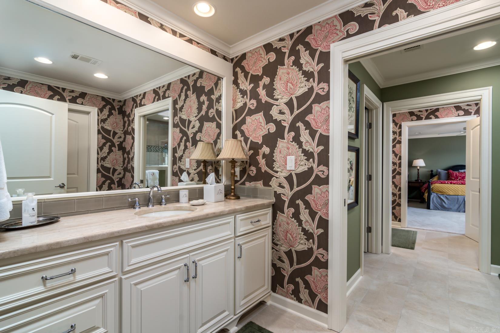 HICKORY POINTE ADDN - Residential