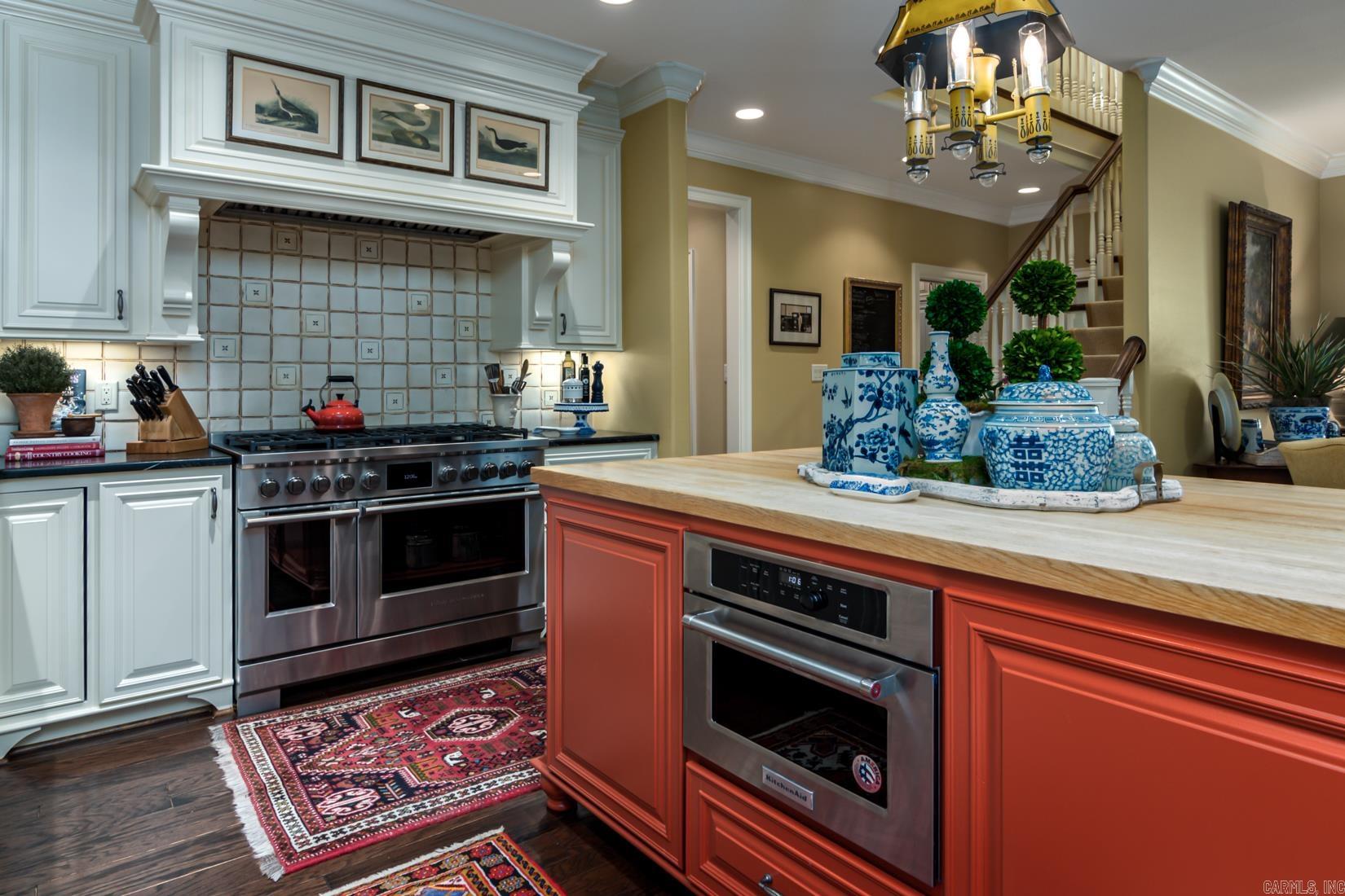 HICKORY POINTE ADDN - Residential