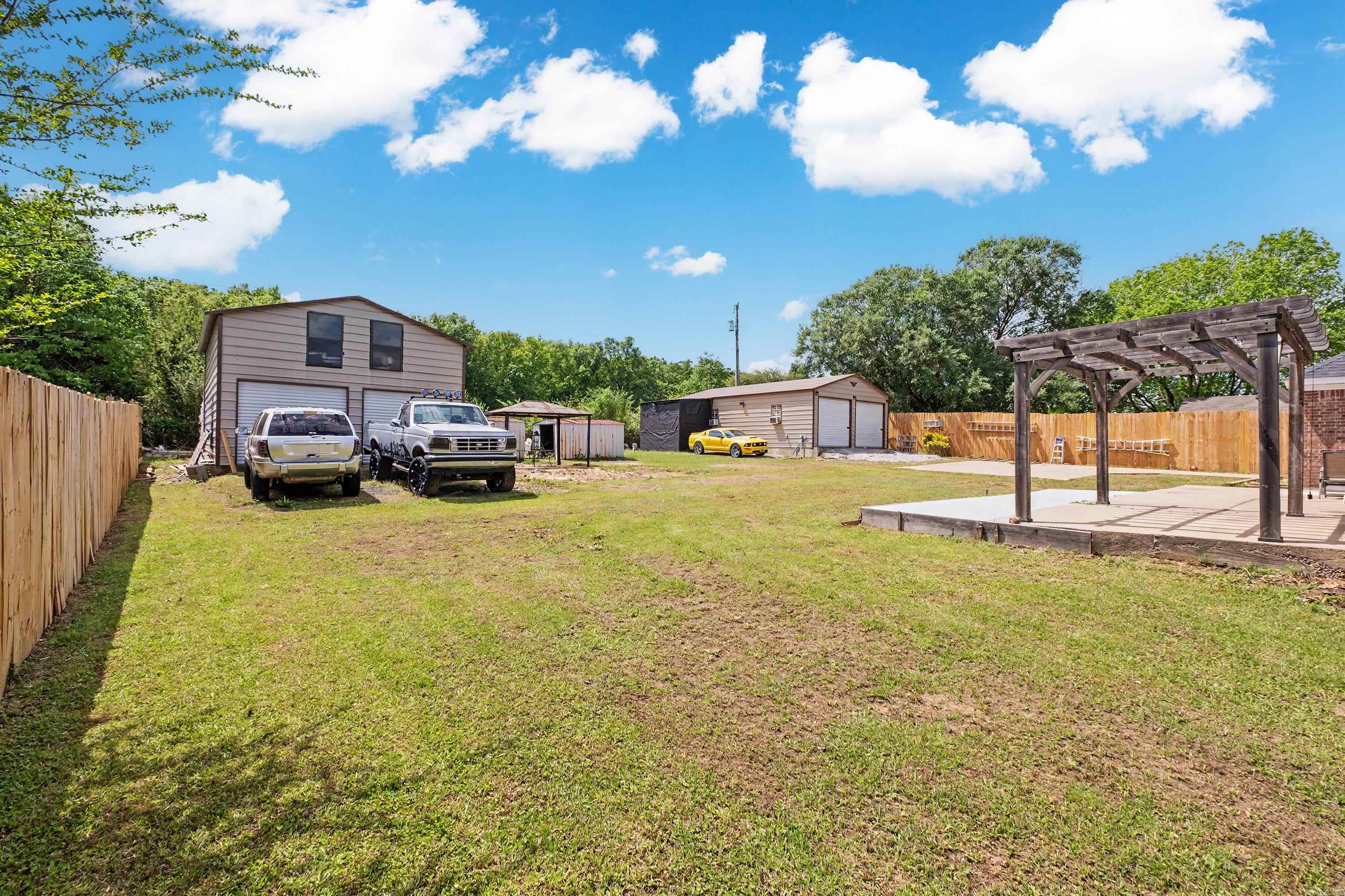 Oak Shadows - Residential