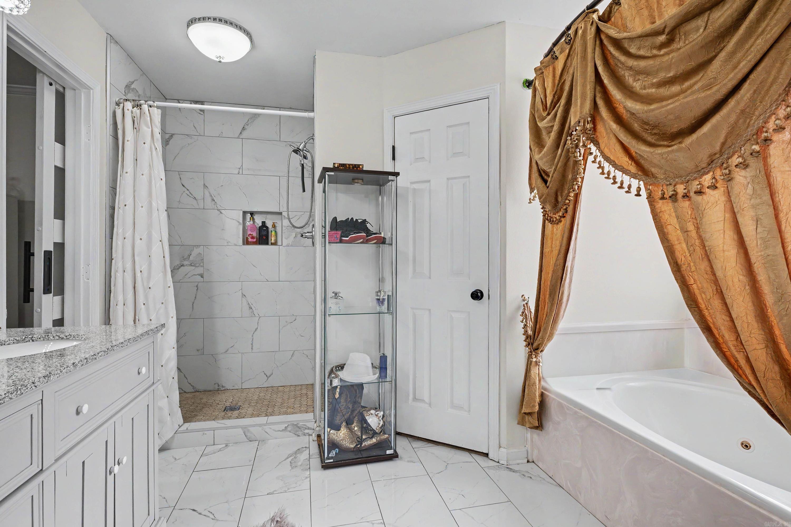 Oak Shadows - Residential