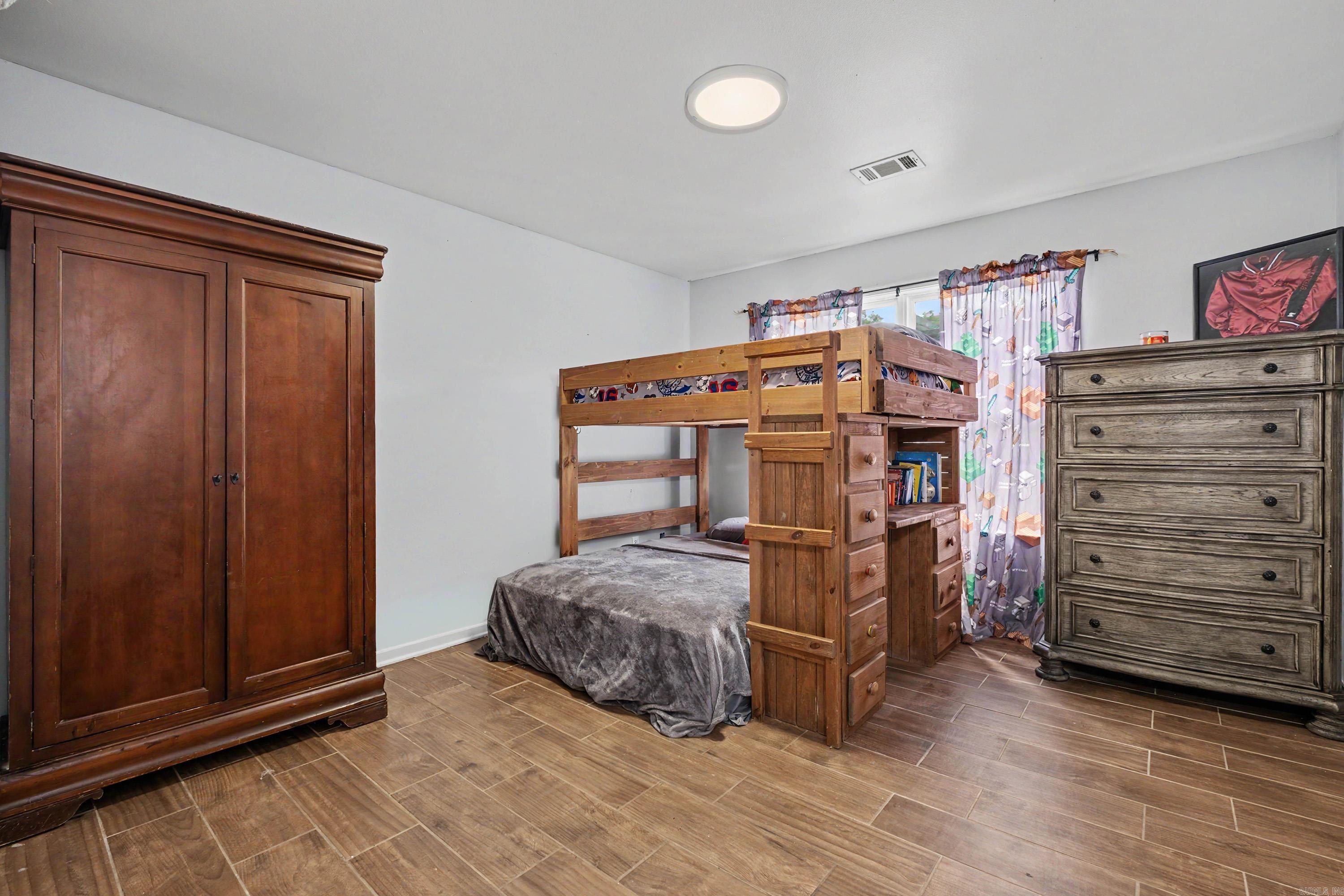 Oak Shadows - Residential