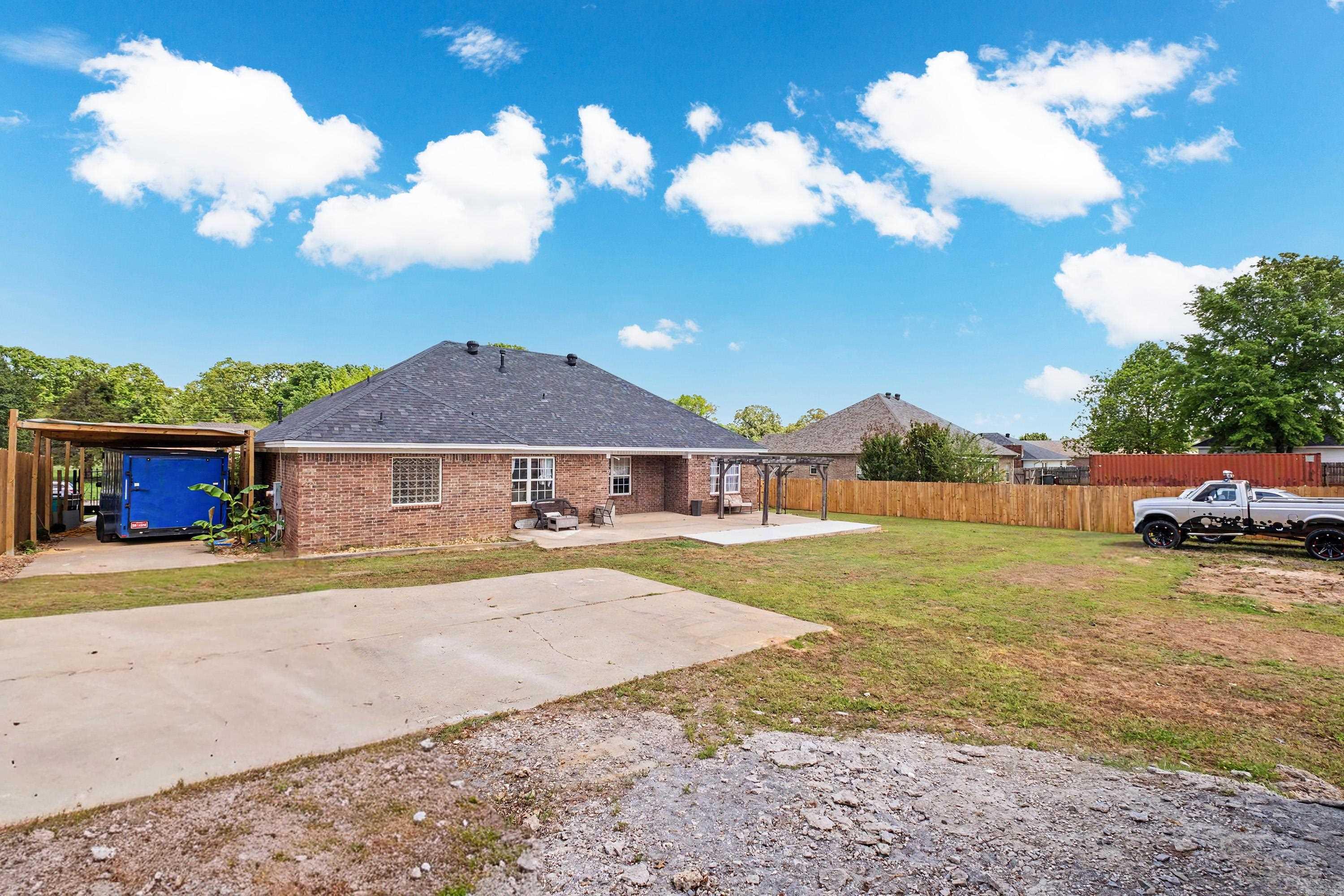 Oak Shadows - Residential