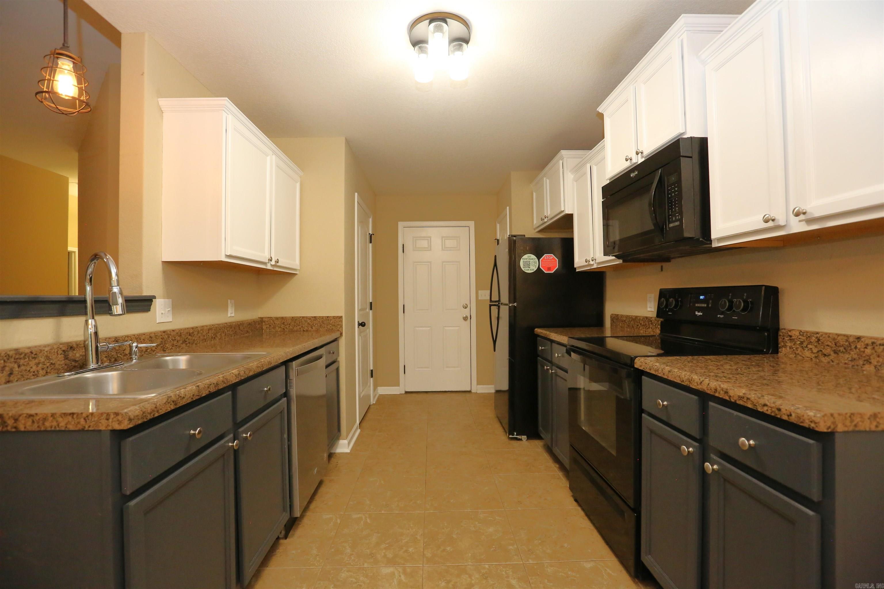 THE MEADOWS @ CENTENNIAL VALLEY - Residential