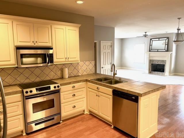 STAGECOACH VILLAGE - Residential