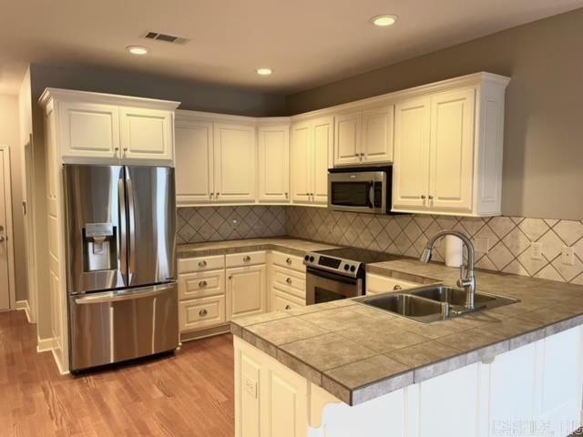 STAGECOACH VILLAGE - Residential