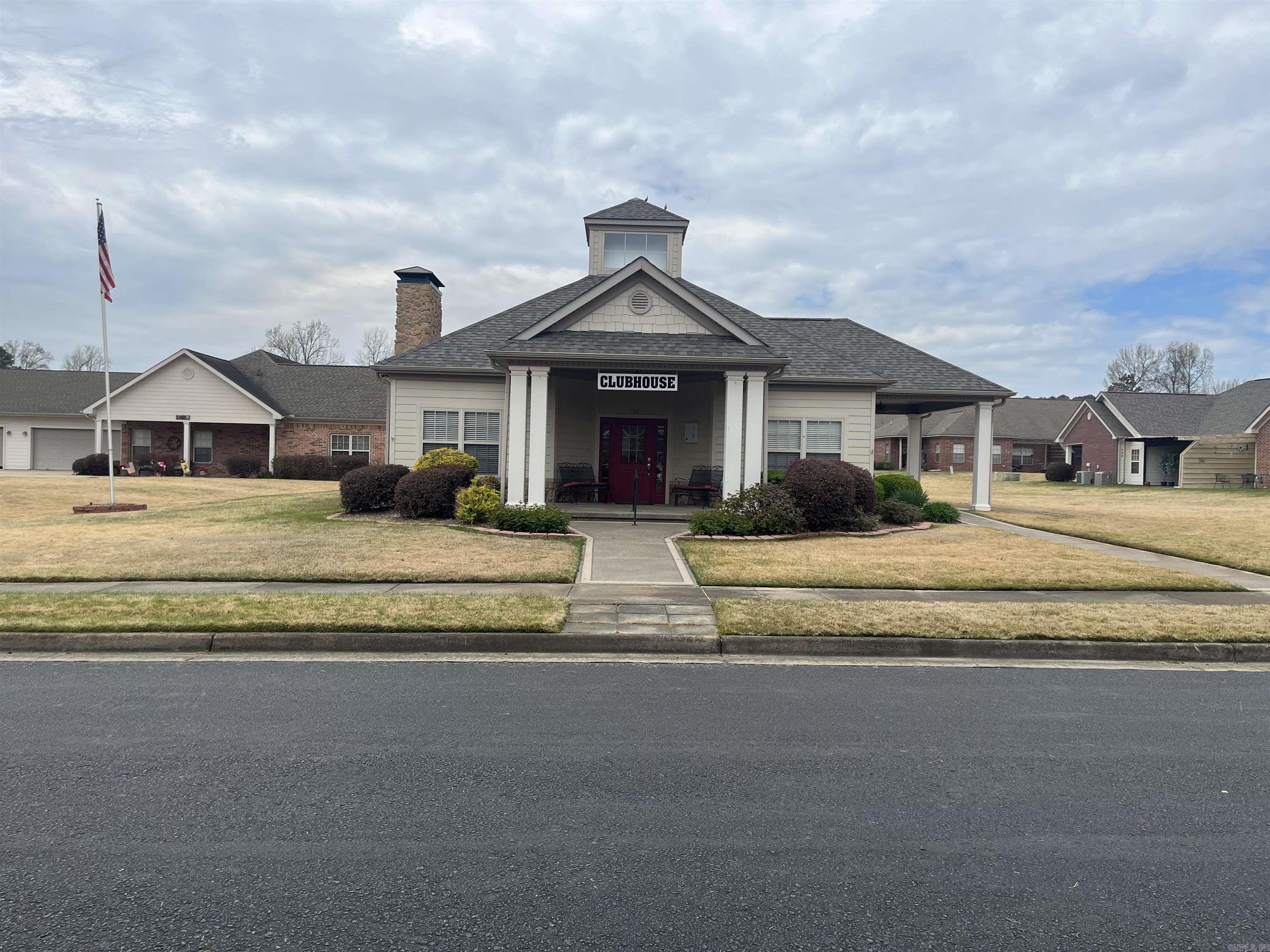 STAGECOACH VILLAGE - Residential