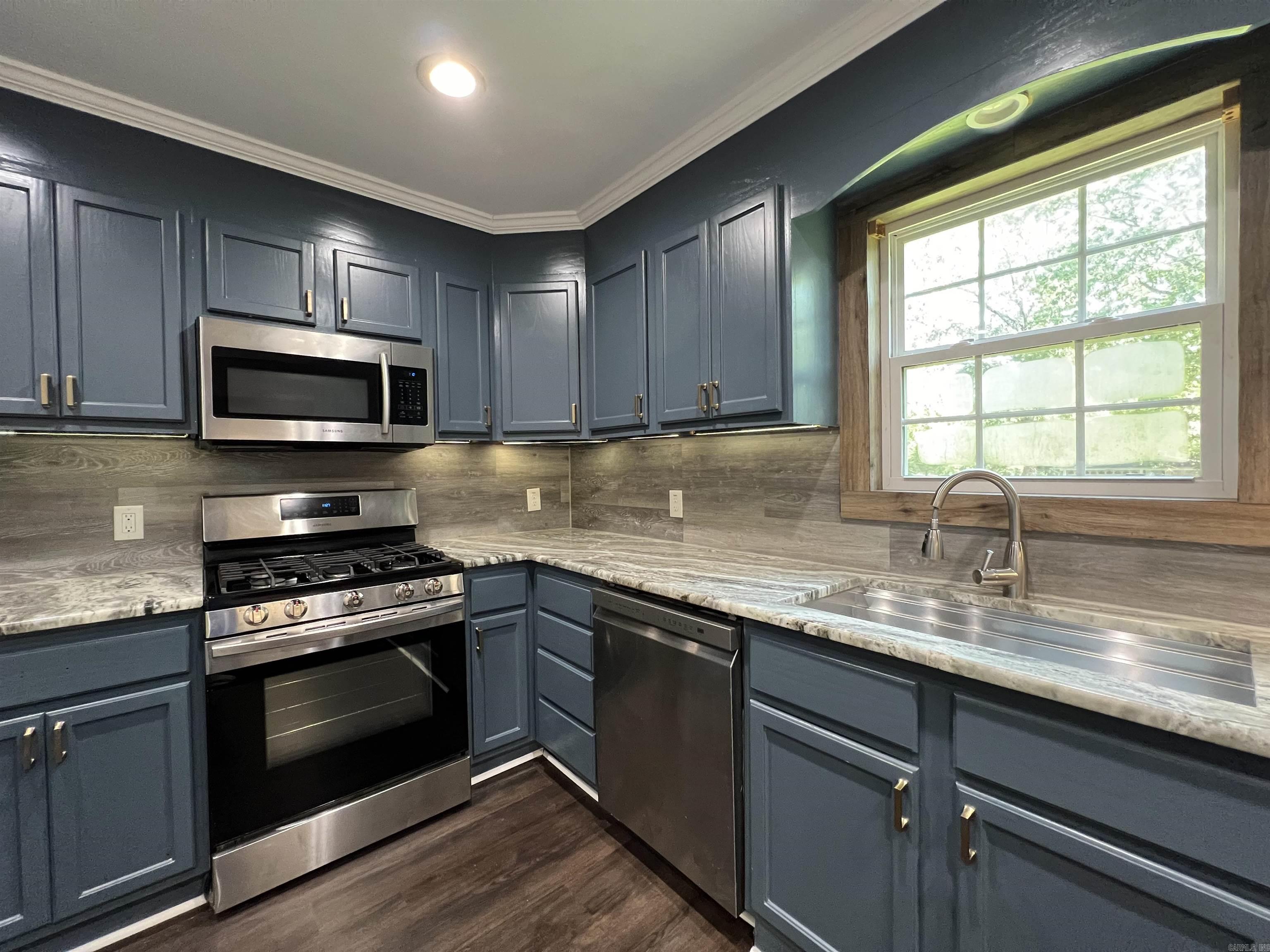 Shirley Heights - Residential