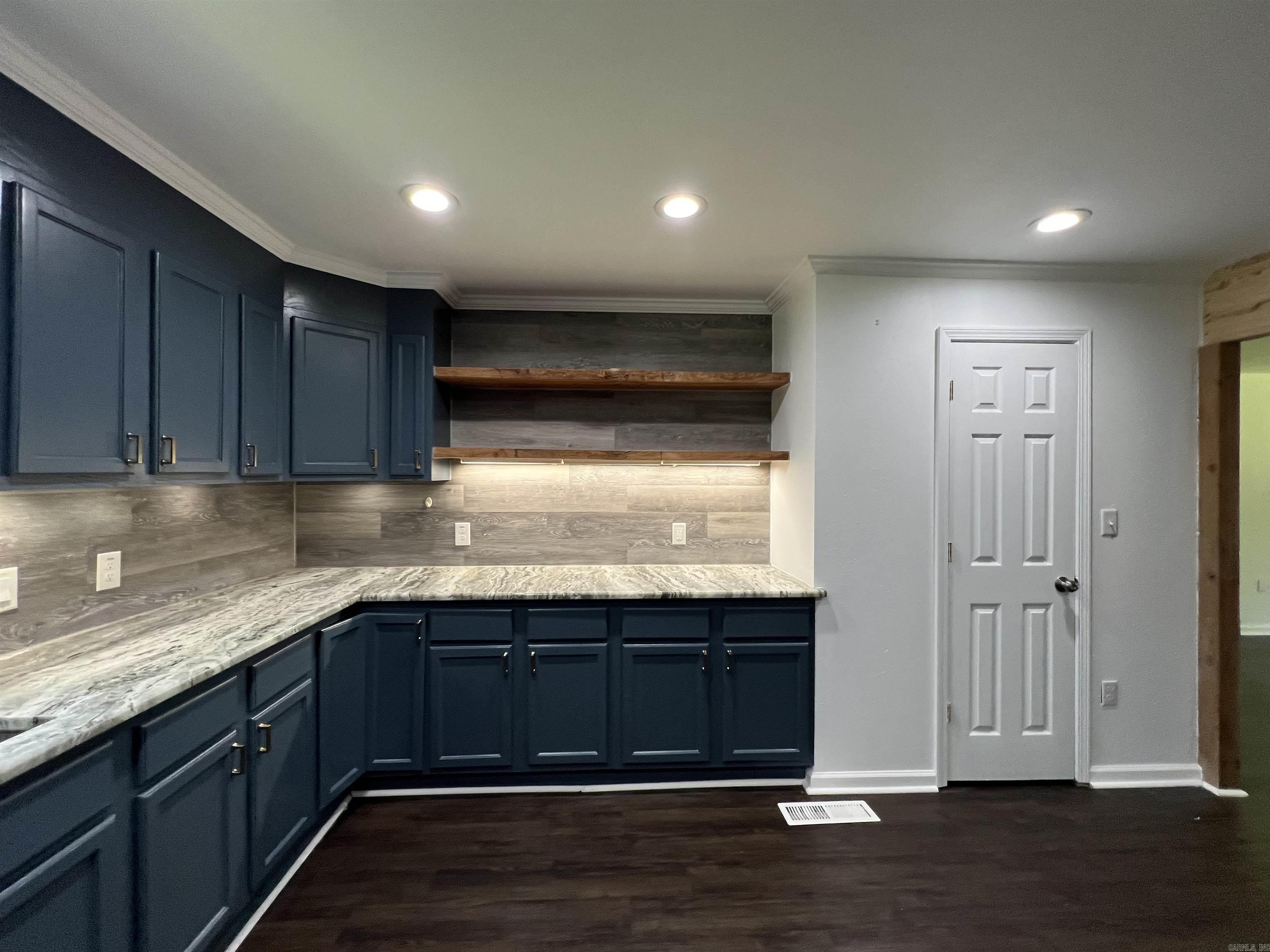 Shirley Heights - Residential