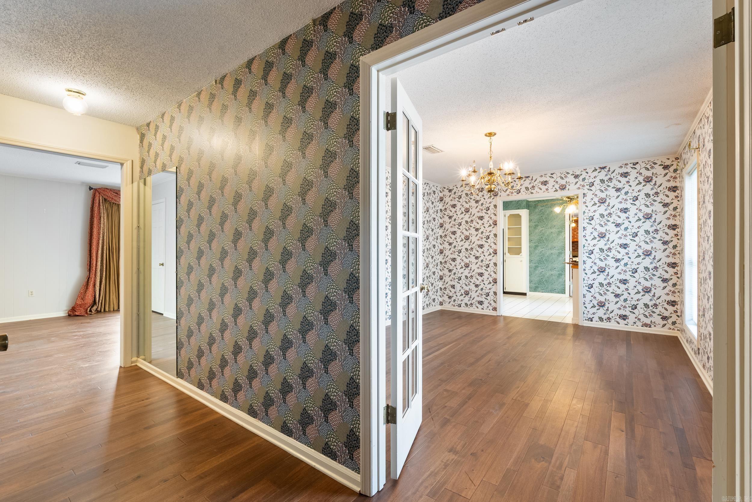WEST GATE - Residential