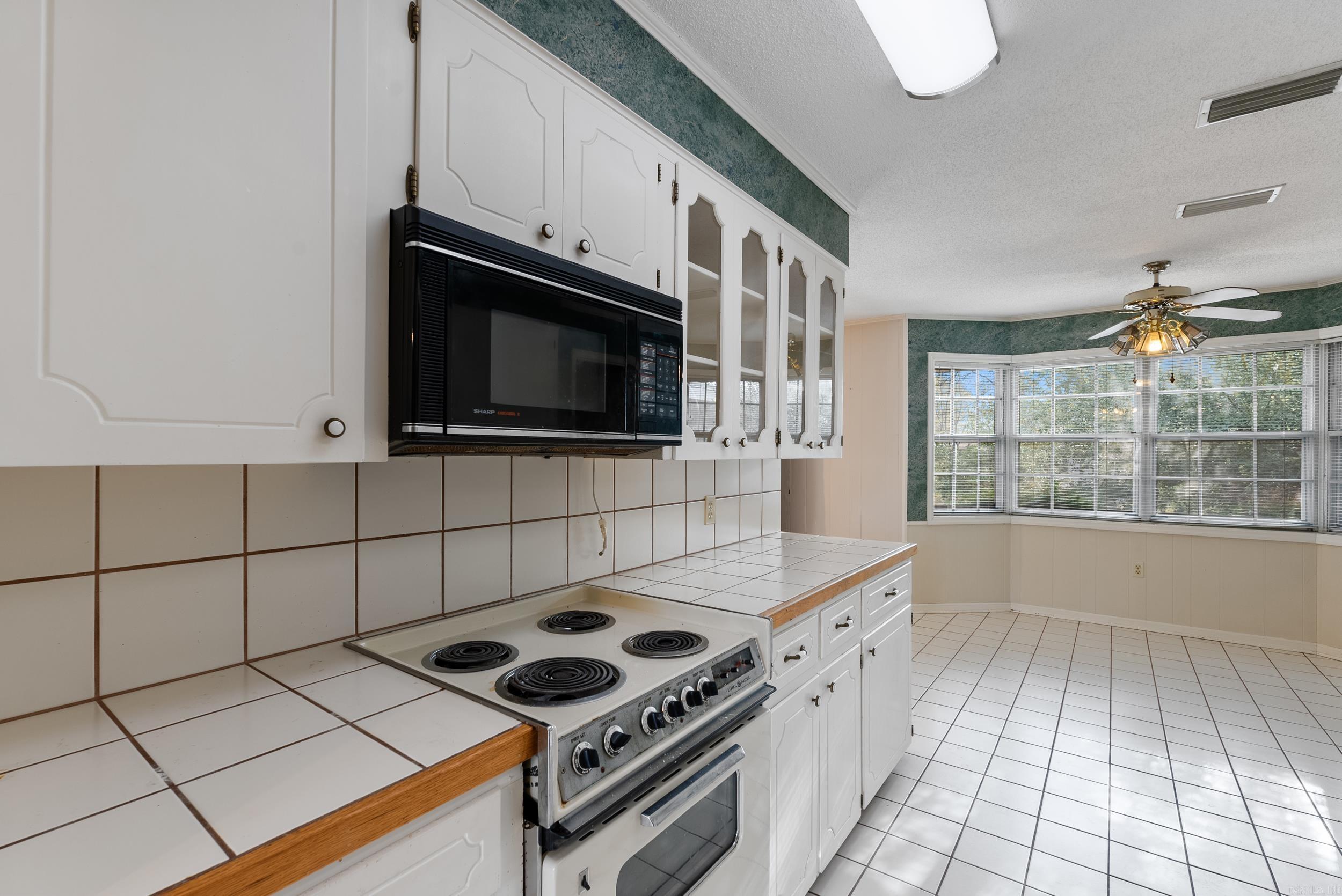WEST GATE - Residential