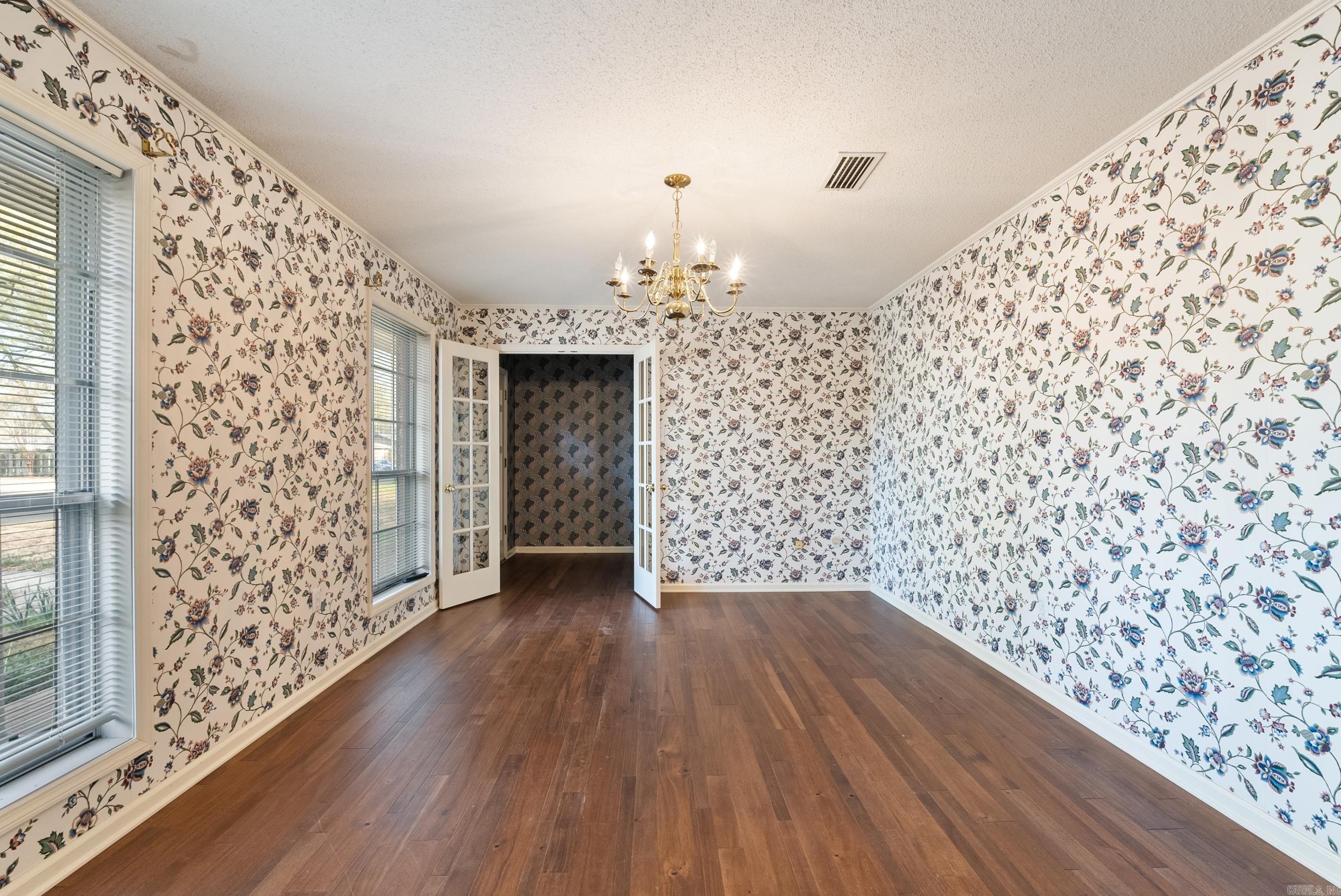 WEST GATE - Residential