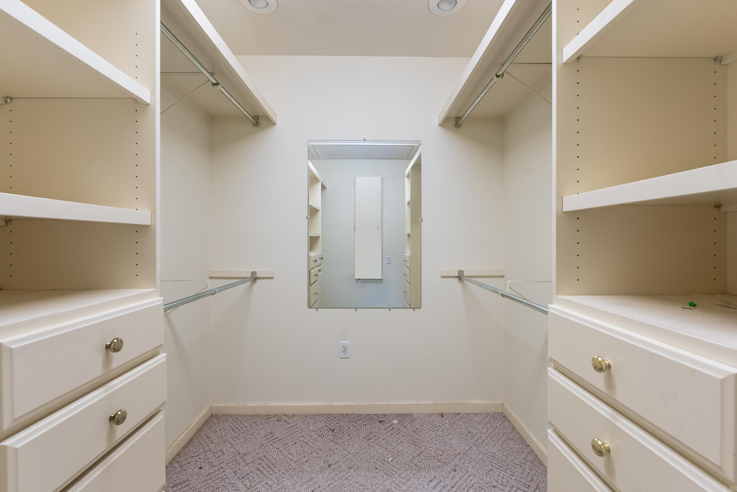 WEST GATE - Residential