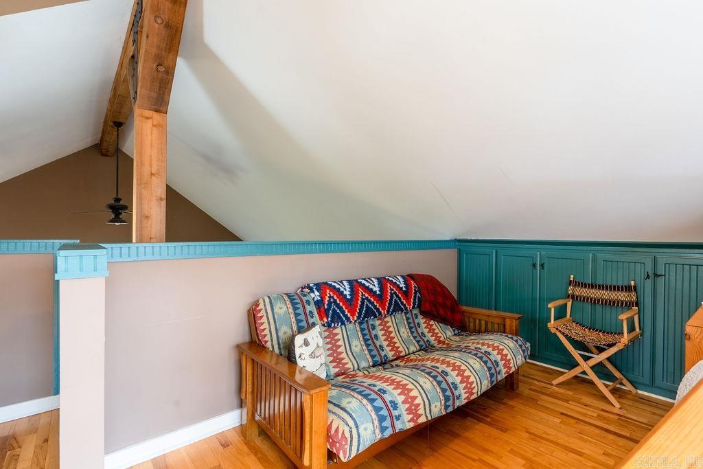 RIVER OAKS - Residential