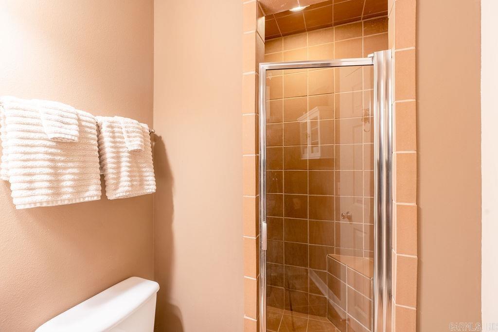 RIVER OAKS - Residential