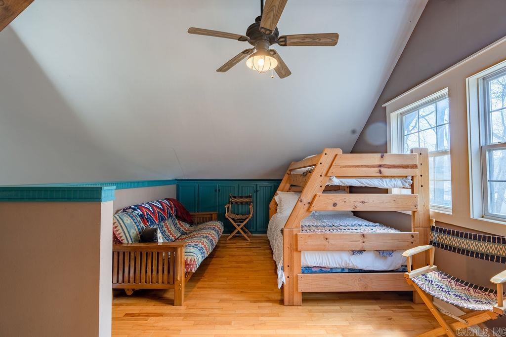 RIVER OAKS - Residential