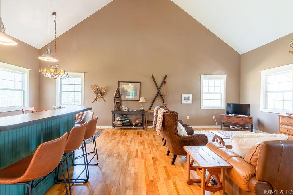 RIVER OAKS - Residential