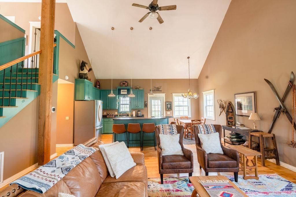 RIVER OAKS - Residential