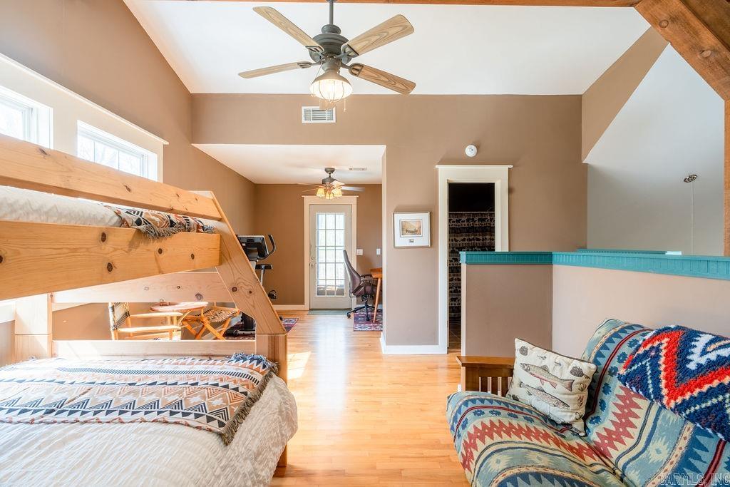 RIVER OAKS - Residential