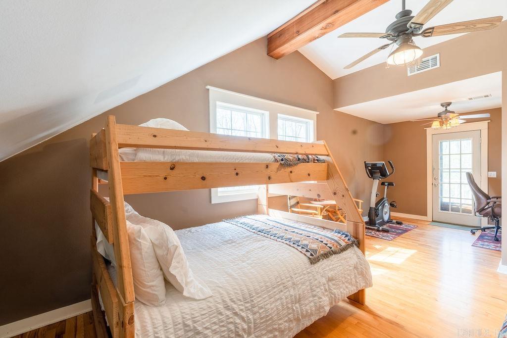 RIVER OAKS - Residential