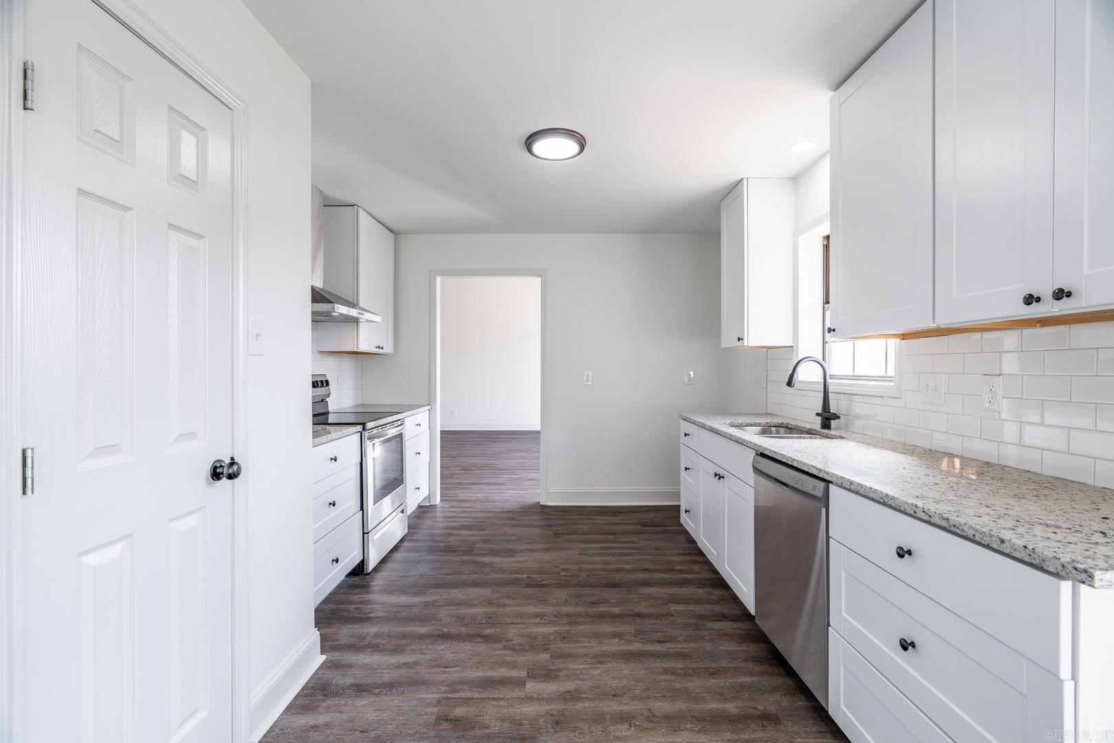 INDIAN HILLS - Residential