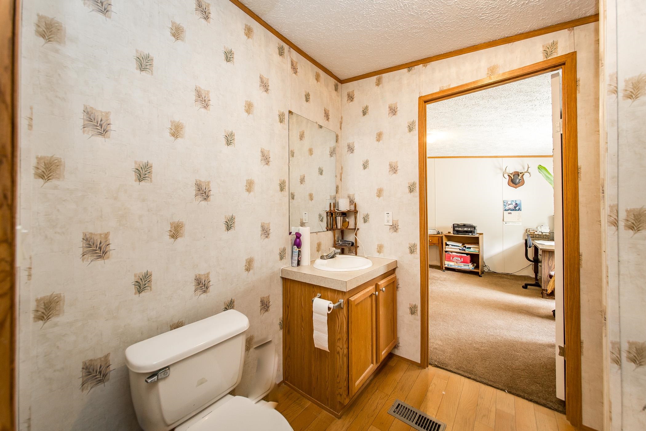 Metes & Bounds - Commercial Sale