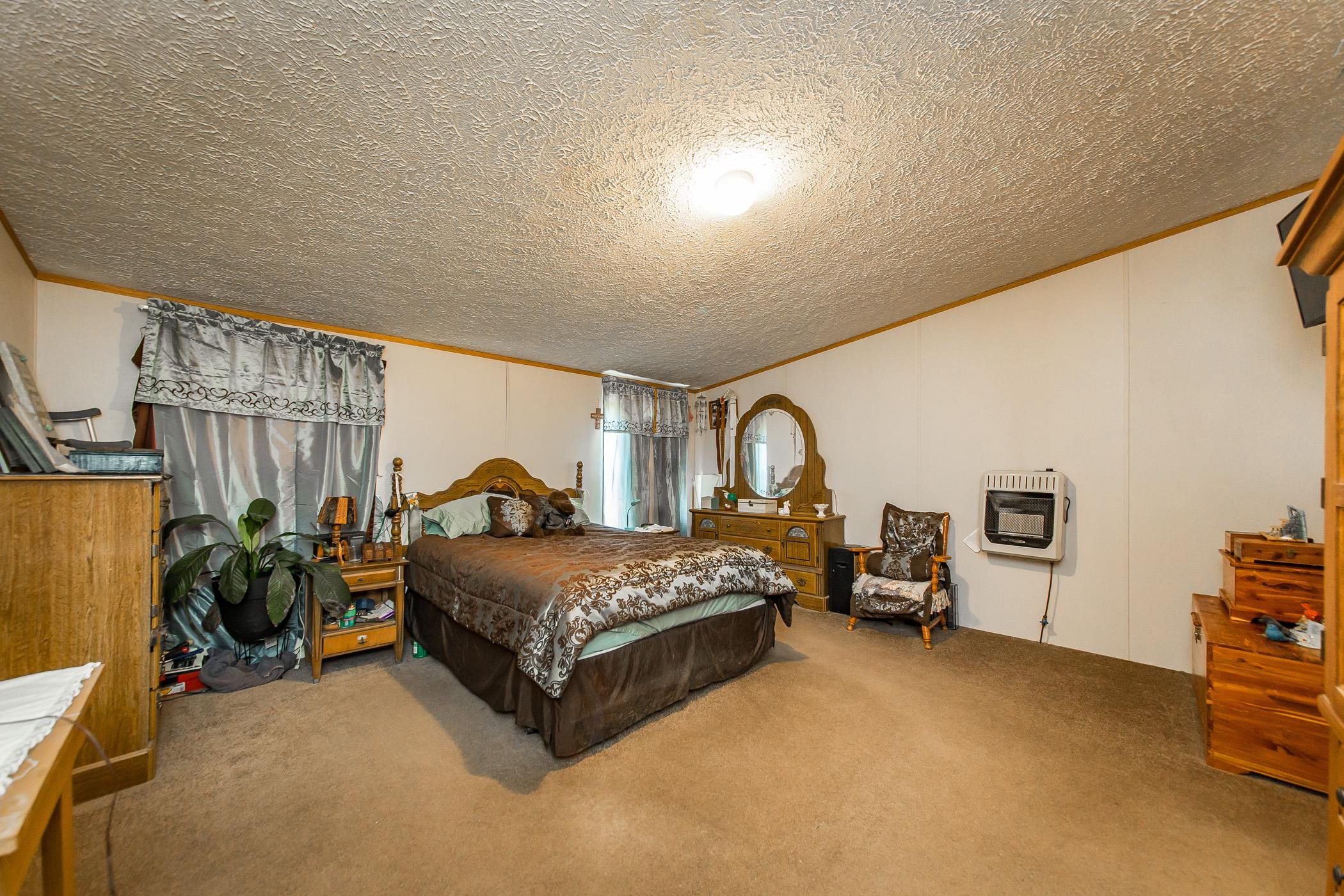 Metes & Bounds - Commercial Sale