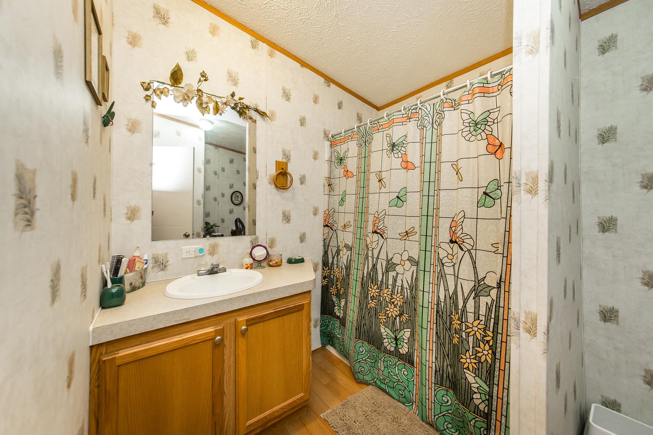 Metes & Bounds - Commercial Sale