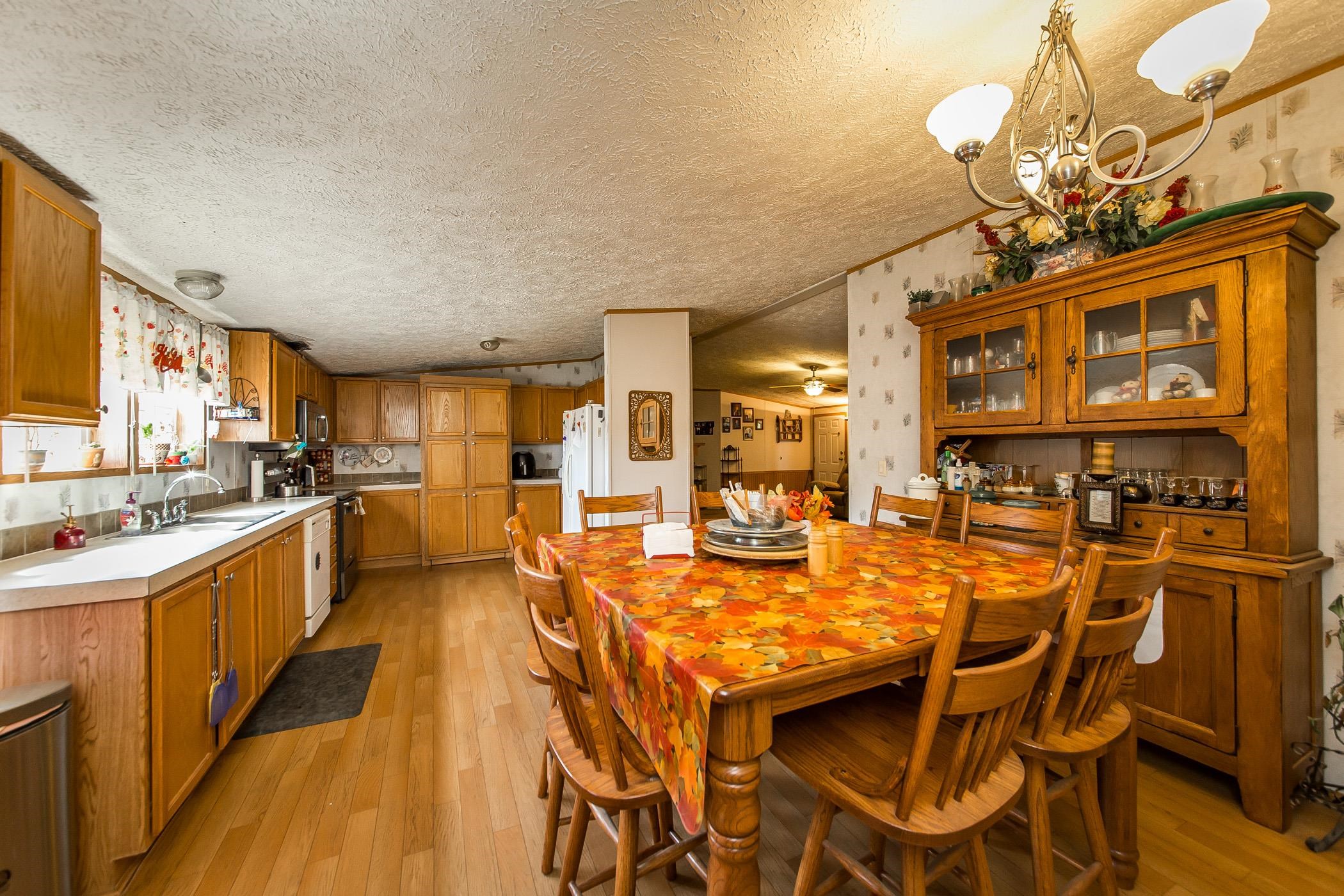 Metes & Bounds - Commercial Sale