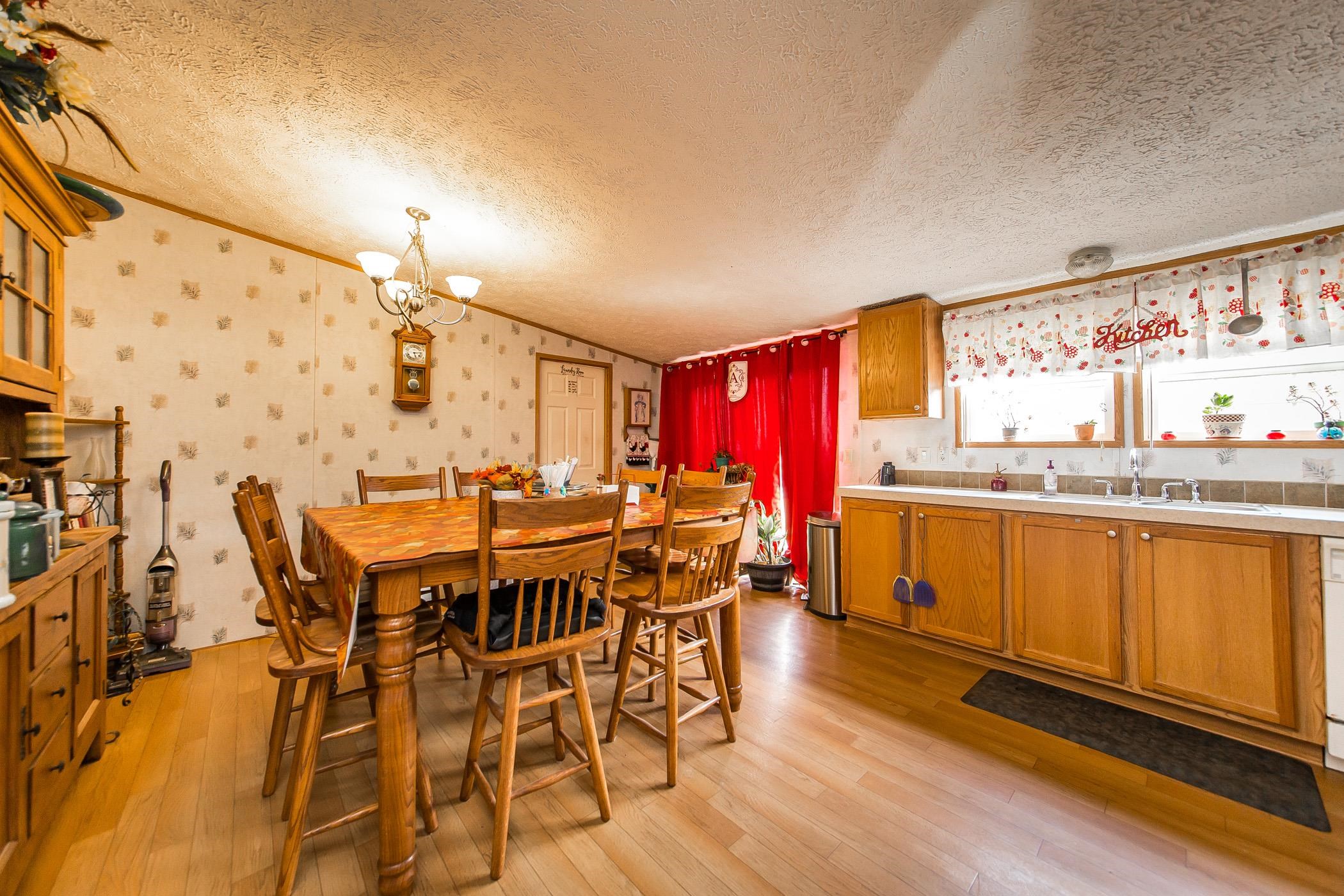 Metes & Bounds - Commercial Sale