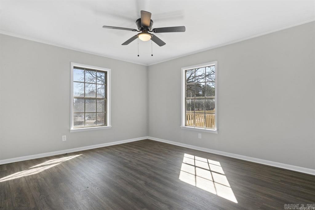 Beautiful Lakeview - Residential Lease