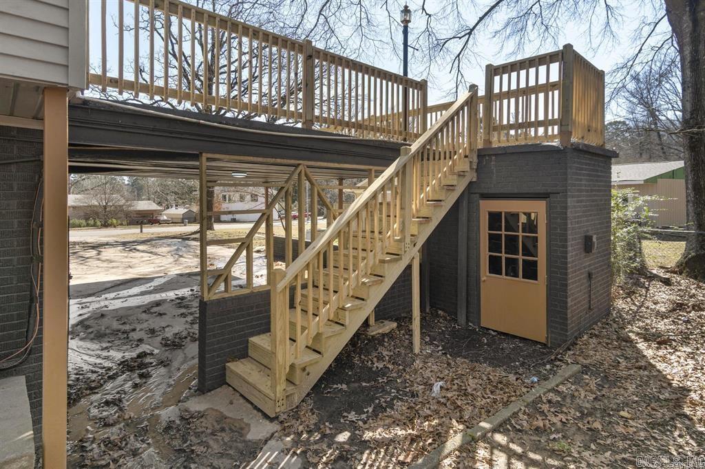 Beautiful Lakeview - Residential Lease