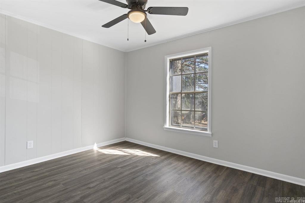 Beautiful Lakeview - Residential Lease